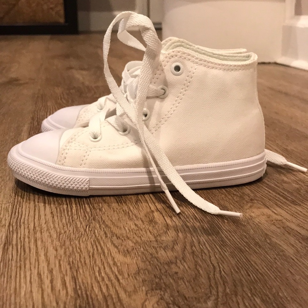 Never worn converse